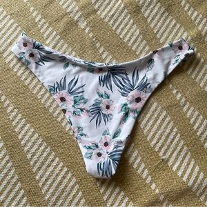 ✌️2/$10✌️ Pastel Tropical Floral Print High-Cut Cheeky Bikini Bottom